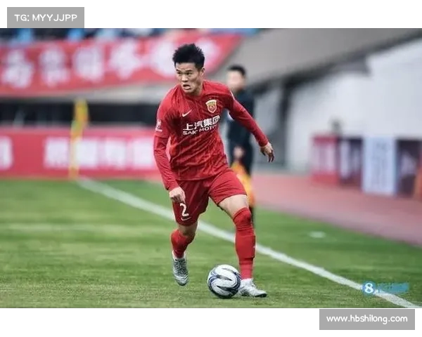 李昂强调海港保持高水准节奏 专注自我提升应对挑战 李昂强调海港保持高水准节奏 专注自我提升应对挑战